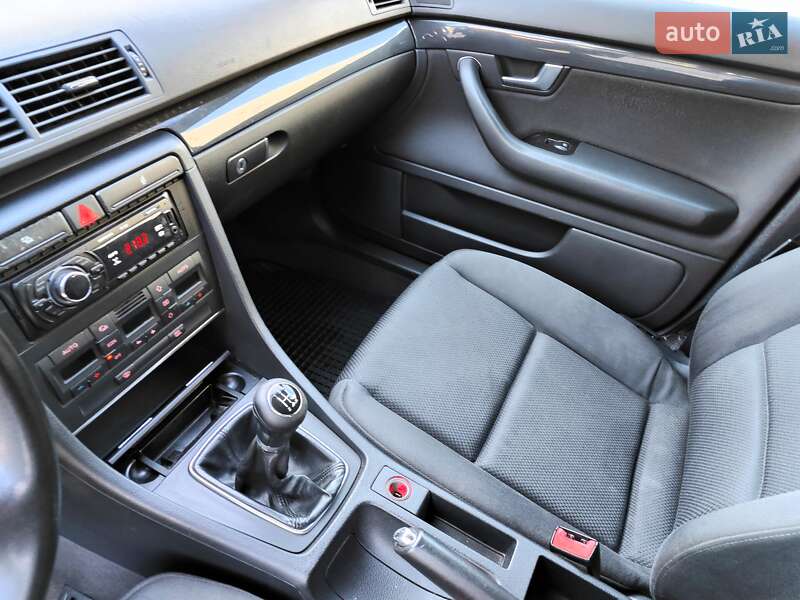 Универсал Audi A4 2004 в Киеве