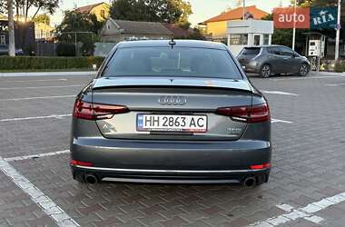 Седан Audi A4 2018 в 