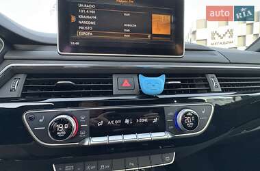 Седан Audi A4 2018 в 