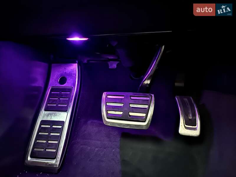 Седан Audi A4 2018 в Одессе