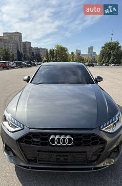 Седан Audi A4 2023 в Харькове