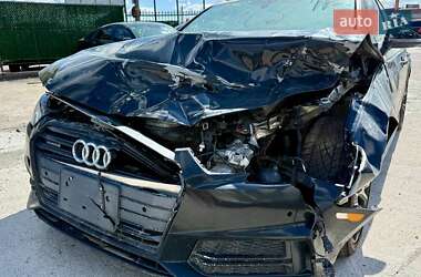 Седан Audi A4 2017 в 