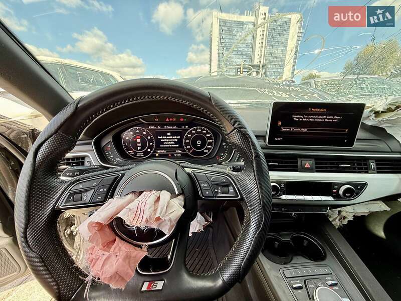 Седан Audi A4 2017 в Києві