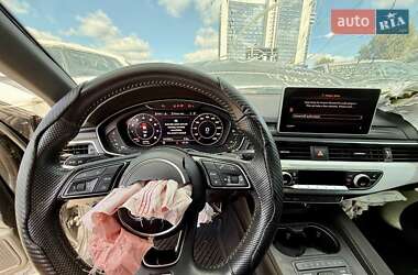 Седан Audi A4 2017 в 