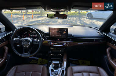 Седан Audi A4 2021 в 