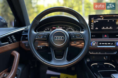 Седан Audi A4 2021 в 