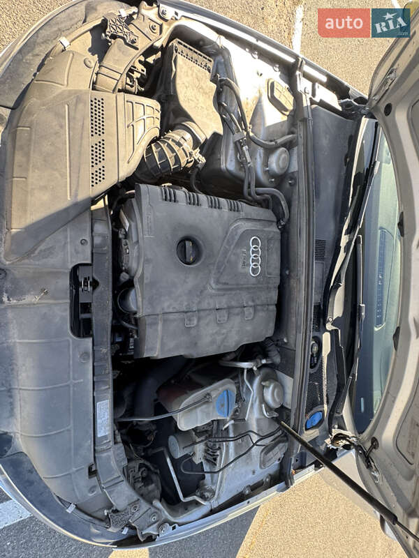 Седан Audi A4 2012 в Києві