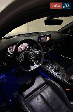 Седан Audi A4 2016 в 