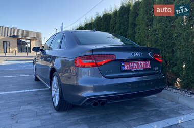 Седан Audi A4 2014 в 