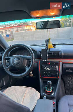 Универсал Audi A4 1999 в 