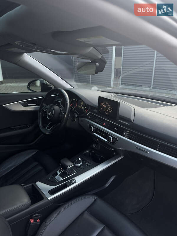 Седан Audi A4 2016 в Києві