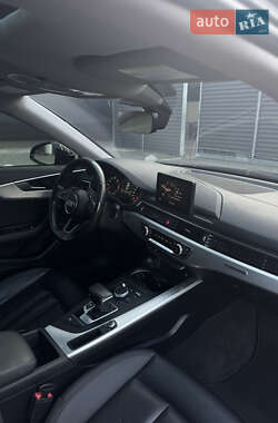 Седан Audi A4 2016 в 