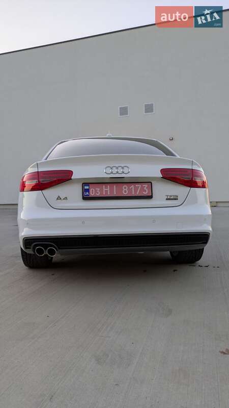 Седан Audi A4 2015 в Луцке