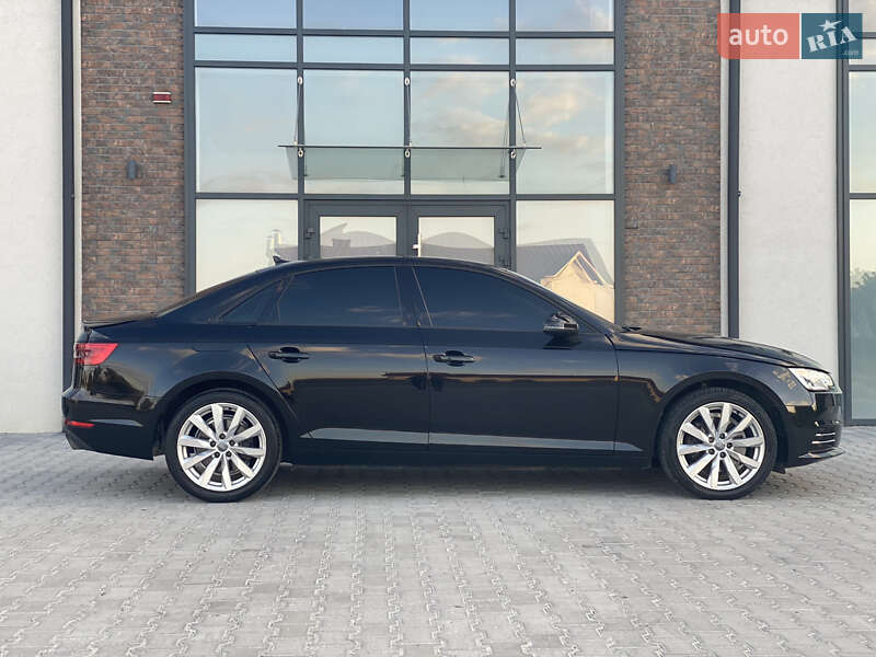 Седан Audi A4 2016 в Тернополе