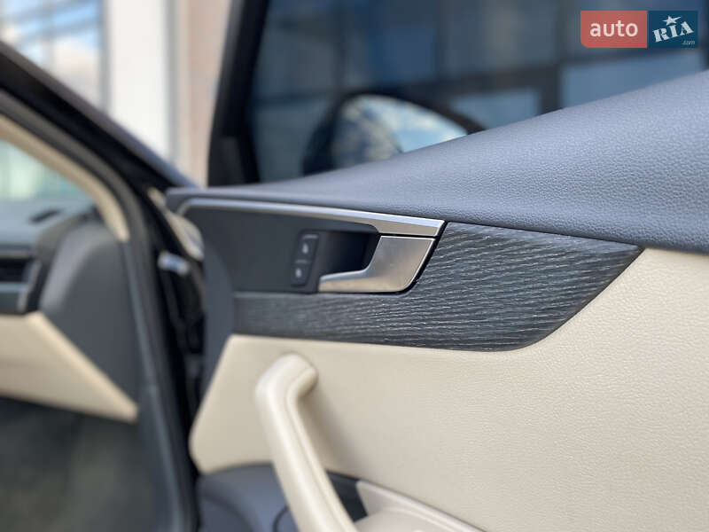 Седан Audi A4 2016 в Тернополе