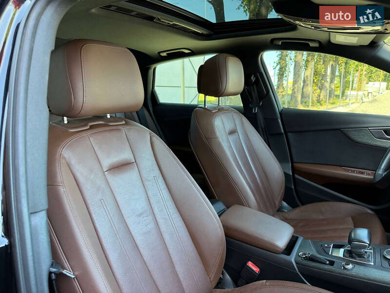 Седан Audi A4 2017 в Стрию