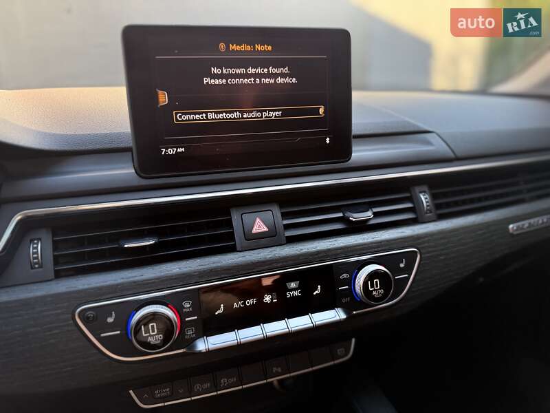 Седан Audi A4 2017 в Львове
