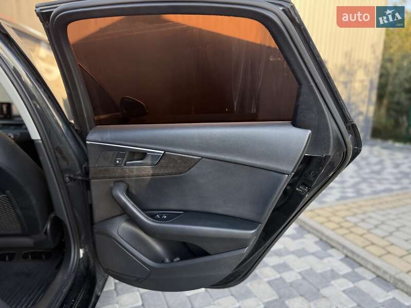 Седан Audi A4 2017 в Львове