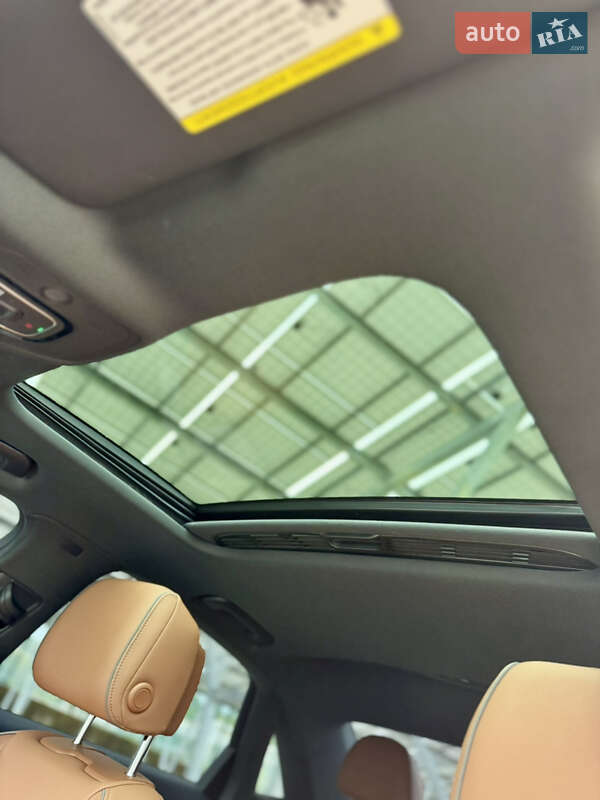 Седан Audi A4 2020 в Львове