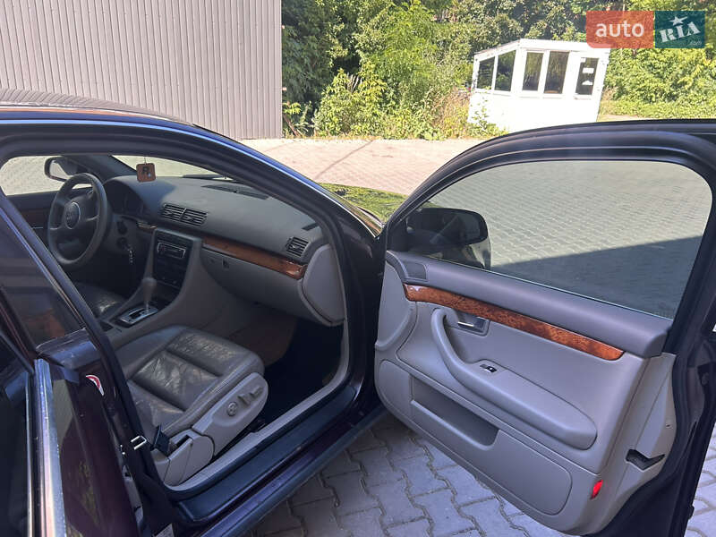Седан Audi A4 2002 в Коломые