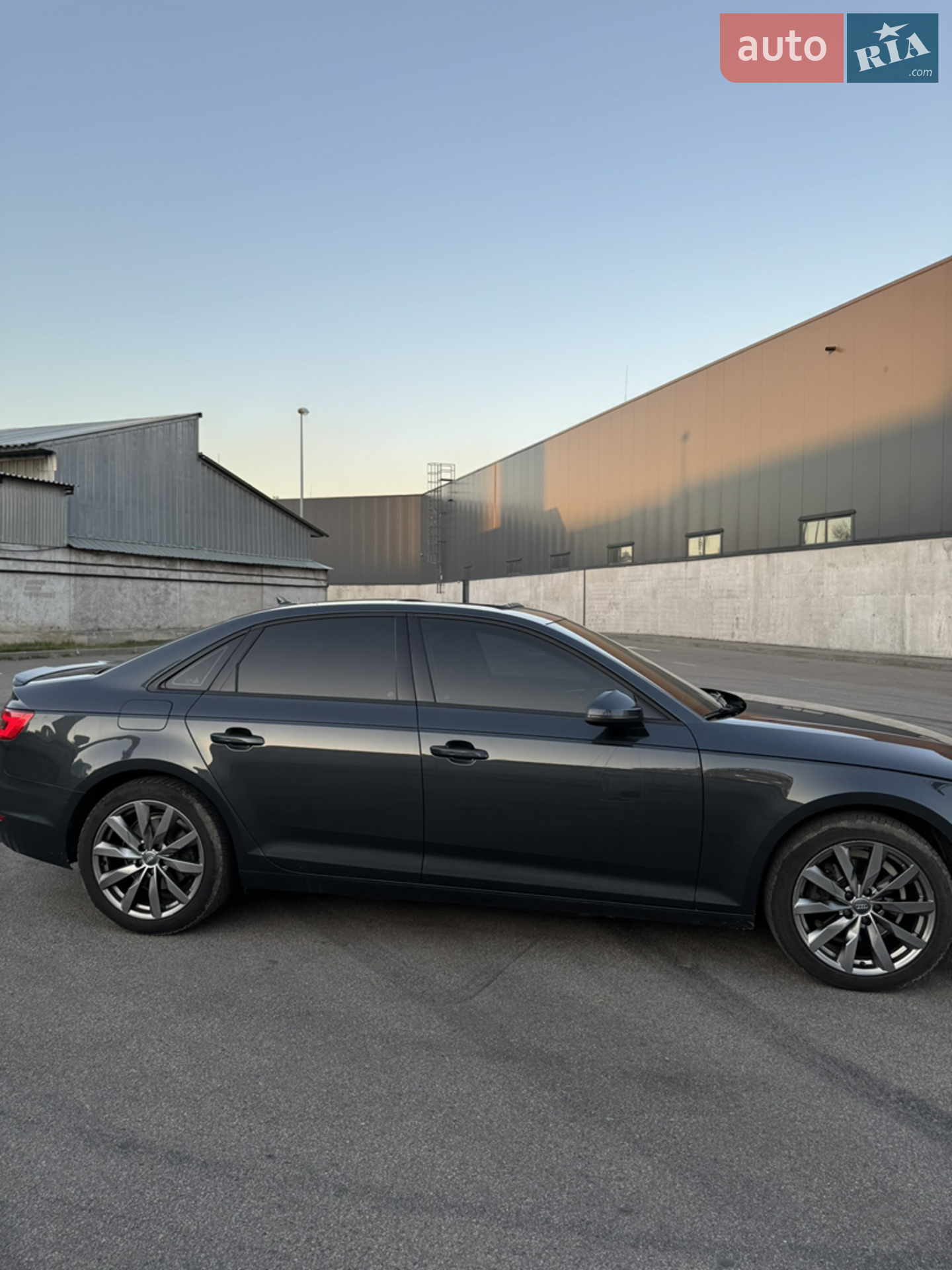 2017 Audi A4 - мініатюра 3