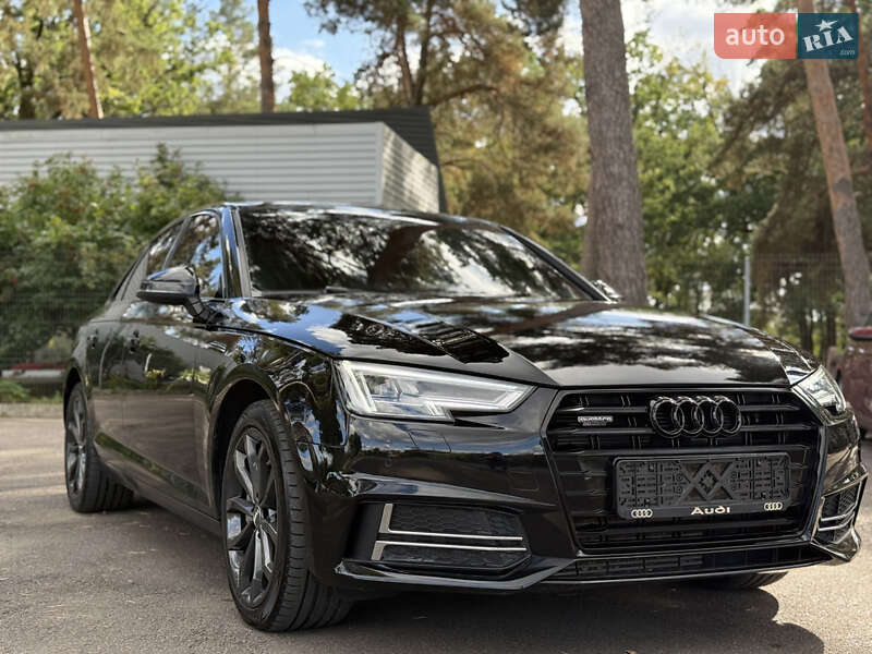 Седан Audi A4 2017 в Виннице