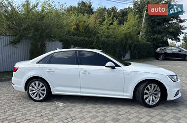Седан Audi A4 2018 в 