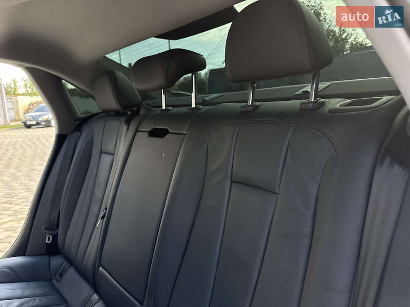 Седан Audi A4 2018 в Ивано-Франковске