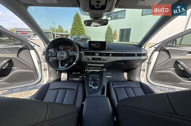 Седан Audi A4 2018 в 