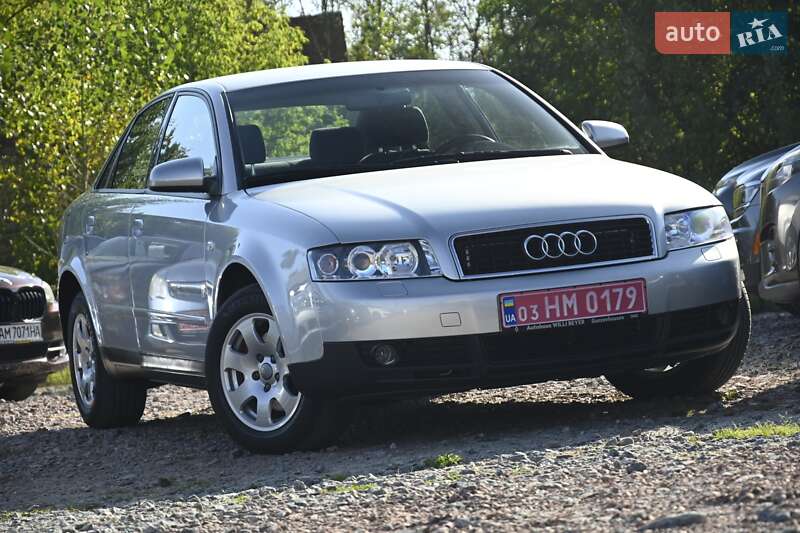 Седан Audi A4 2002 в 
