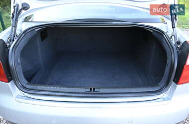 Седан Audi A4 2002 в 