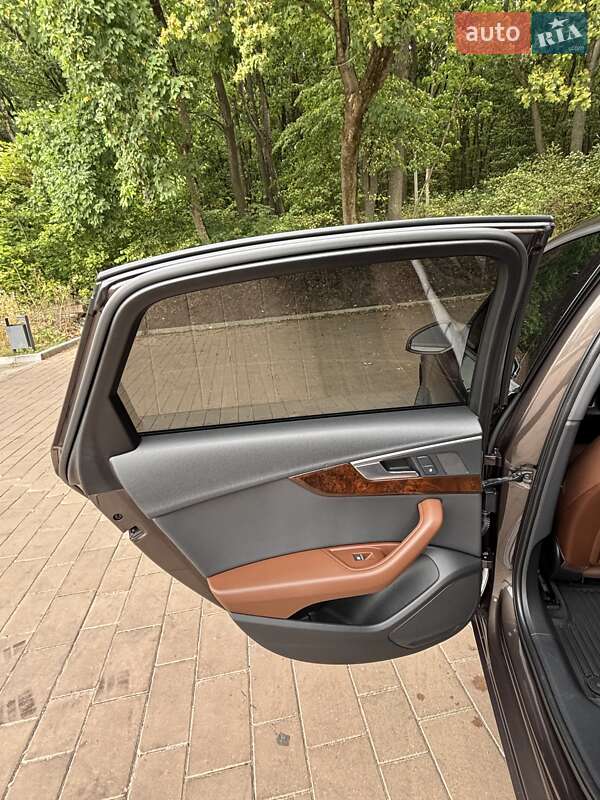 Седан Audi A4 2016 в Тернополе