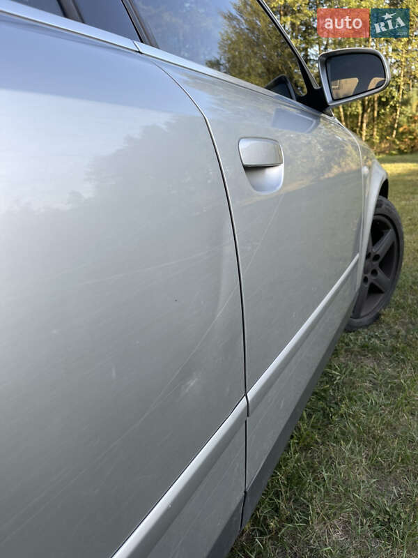Седан Audi A4 2001 в Полтаве