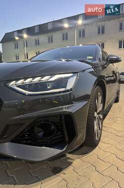 Седан Audi A4 2021 в 