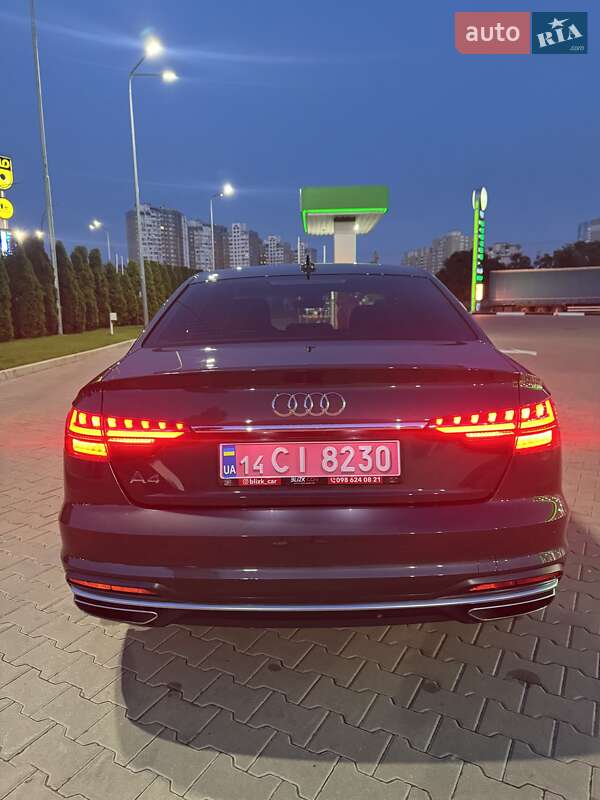 Седан Audi A4 2021 в Києві