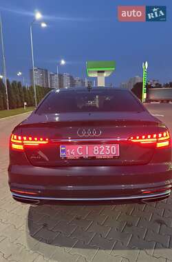 Седан Audi A4 2021 в 