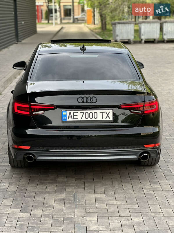 Седан Audi A4 2018 в Кривом Роге
