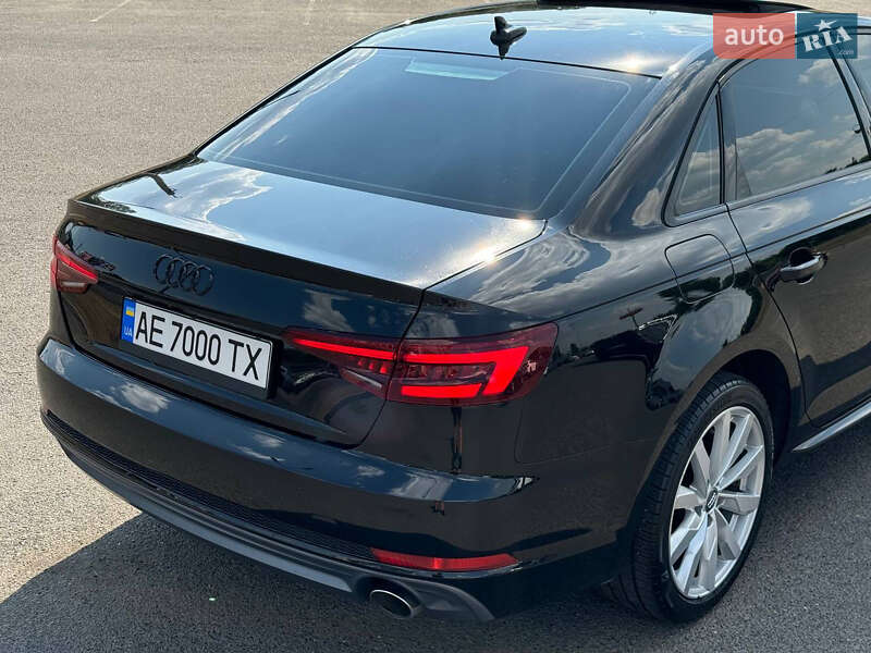 Седан Audi A4 2018 в Кривом Роге