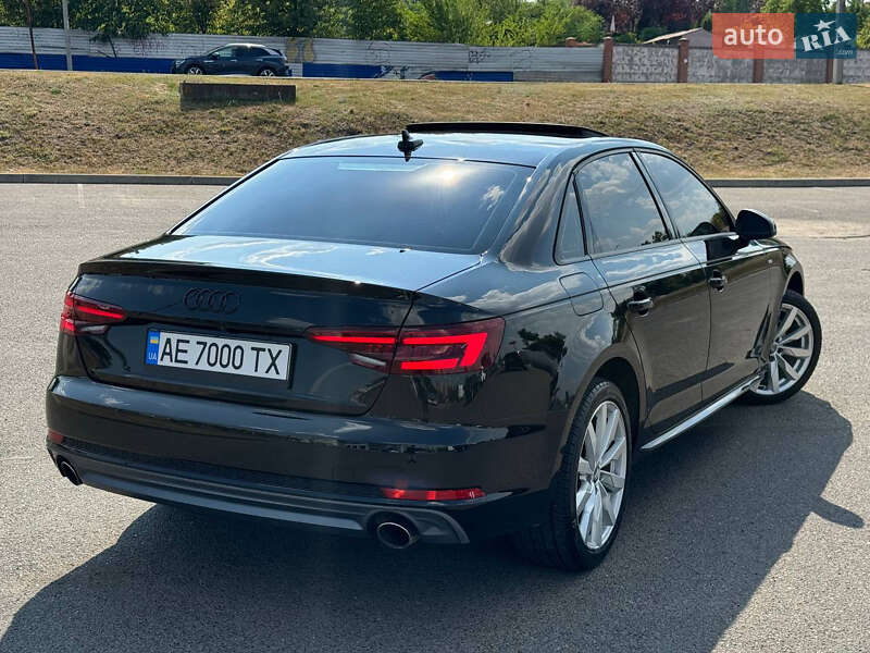 Седан Audi A4 2018 в Кривом Роге