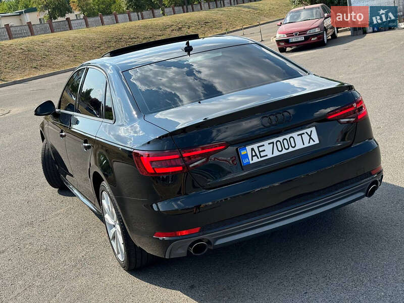 Седан Audi A4 2018 в Кривом Роге
