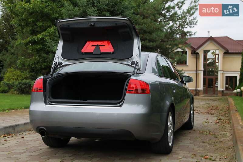 Седан Audi A4 2006 в Сарнах