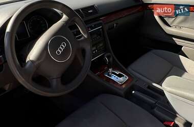 Седан Audi A4 2001 в 