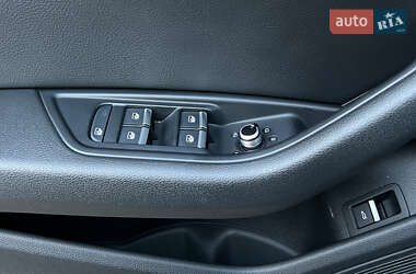Седан Audi A4 2016 в 