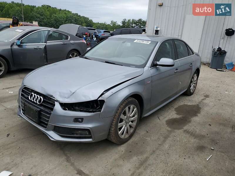 Седан Audi A4 2015 в 