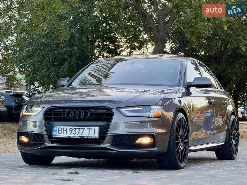 Седан Audi A4 2014 в Одессе