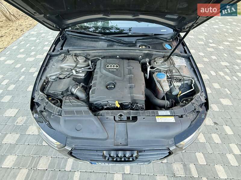 Седан Audi A4 2014 в Одессе