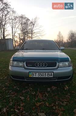 Седан Audi A4 1998 в 