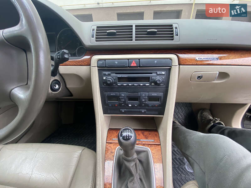 Универсал Audi A4 2001 в Хмельницком
