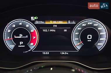 Седан Audi A4 2020 в 