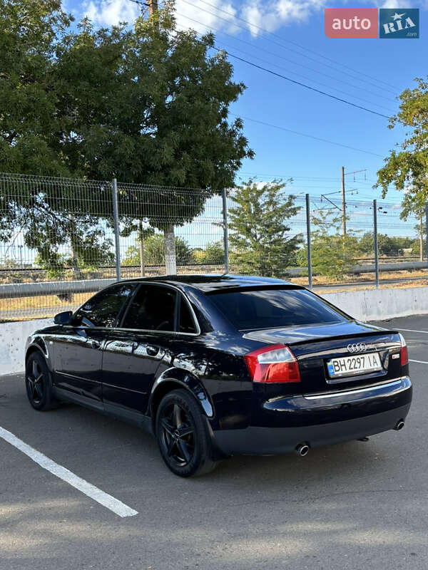 Седан Audi A4 2003 в Білгороді-Дністровському